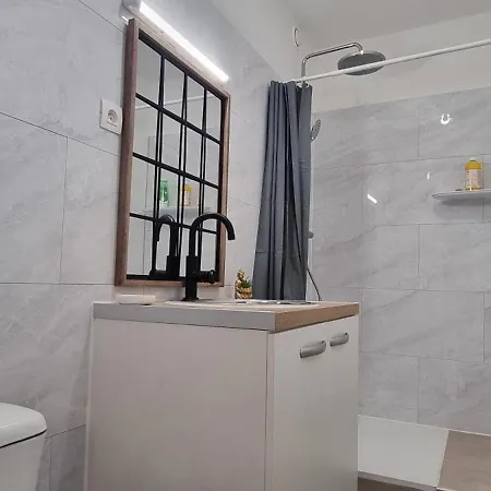 Apartment T2 Centre Renove 35 M2 Comfort !